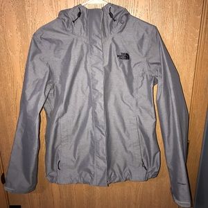 The North Face Women’s Venture 2 Jacket